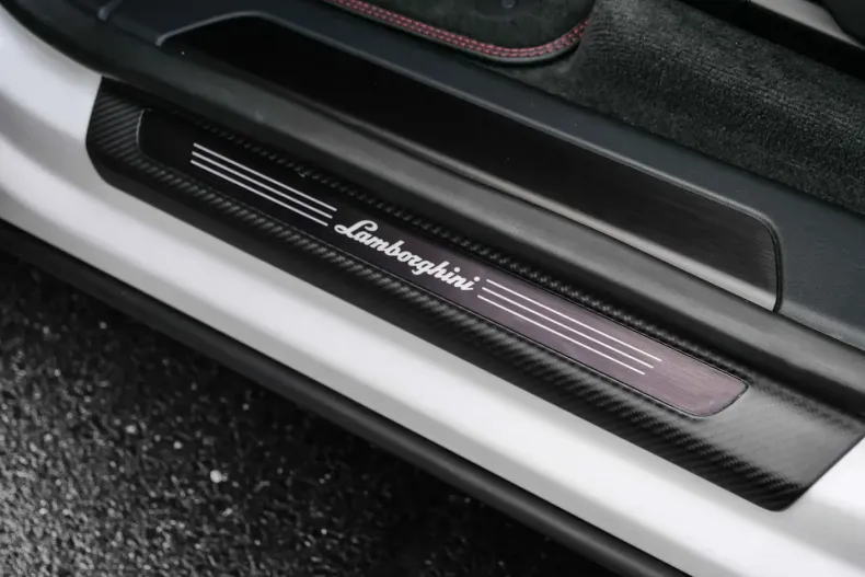 Lamborghini Urus din 2024 cu 6.140 km - oferta LAM186380 - foto 21