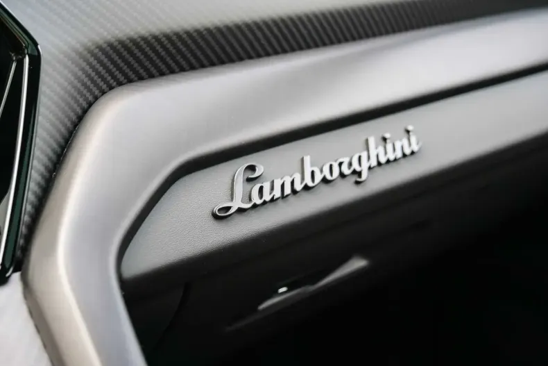 Lamborghini Urus din 2024 cu 6.140 km - oferta LAM186380 - foto 24