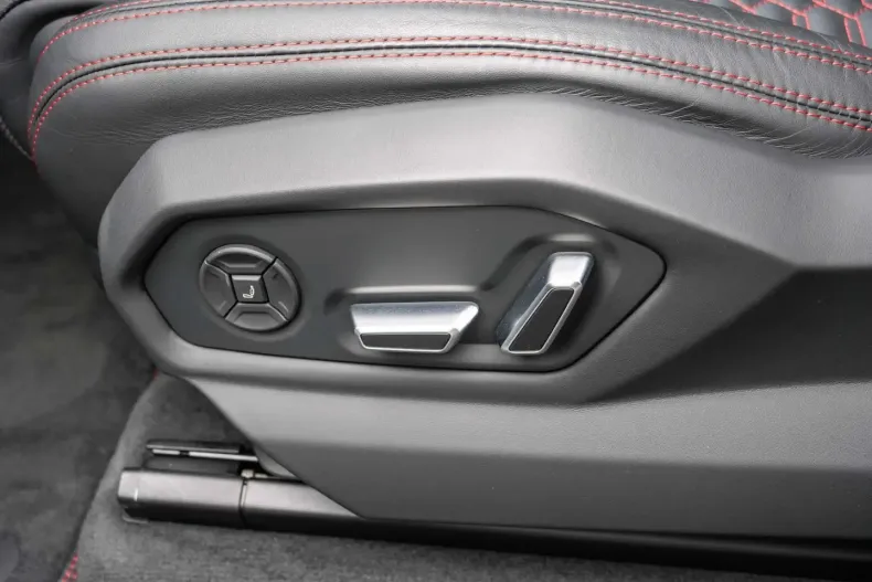 Lamborghini Urus din 2024 cu 6.140 km - oferta LAM186380 - foto 27