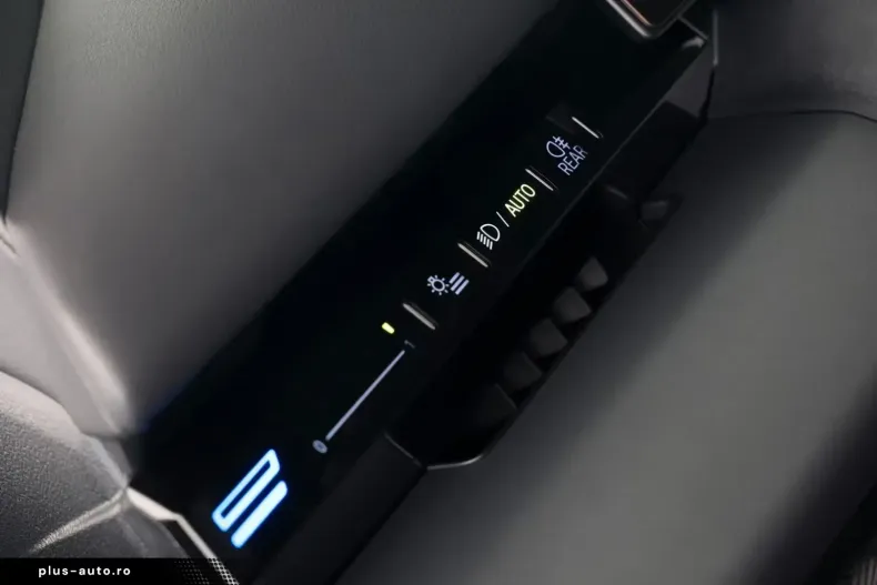 BMW 520 (Seria 5) din 2025 cu 34.200 km - oferta BMW186383 - foto 14