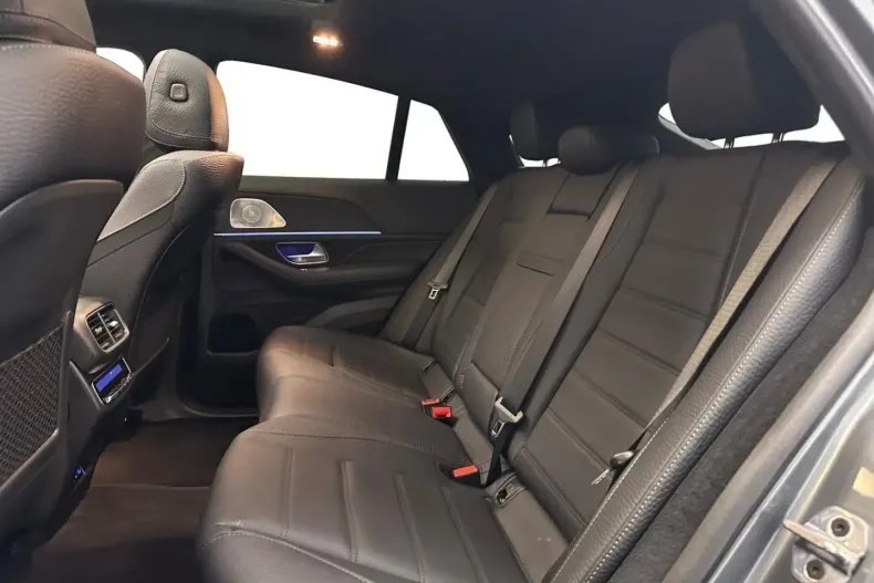 Mercedes-Benz GLE 400 (Clasa GLE) din 2024 cu 7.152 km - oferta MER186395 - foto 11