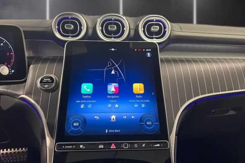 Mercedes-Benz GLC 300 (Clasa GLC) din 2025 cu 19.980 km - oferta MER186407 - foto 8