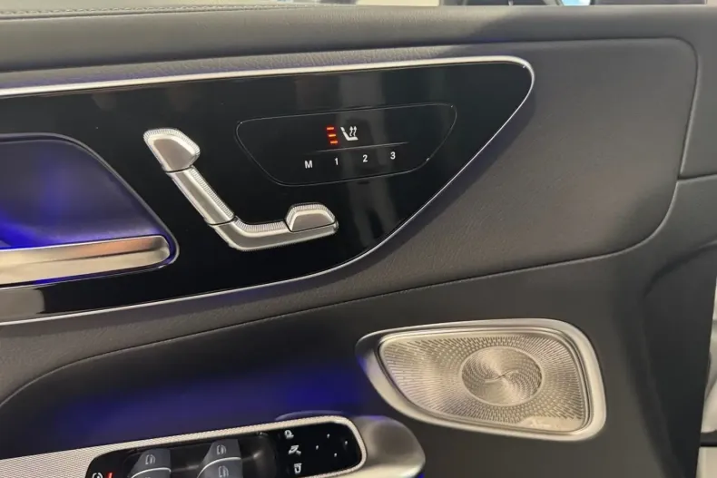 Mercedes-Benz GLC 300 (Clasa GLC) din 2025 cu 19.980 km - oferta MER186407 - foto 13