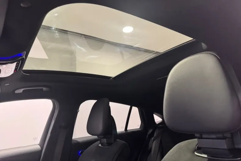 Mercedes-Benz GLC 300 (Clasa GLC) din 2025 cu 19.980 km - oferta MER186407 - foto 14