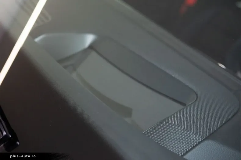 Mercedes-Benz GLE 53 AMG (Clasa GLE) din 2025 cu 11.230 km - oferta MER186410 - foto 15