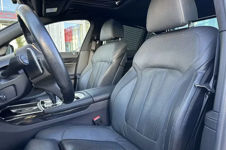 BMW 740 (Seria 7) din 2022 cu 38.594 km - oferta BMW186411 - foto 9