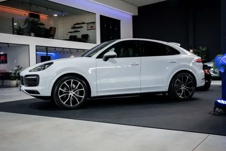Porsche Cayenne din 2021 cu 42.052 km - oferta POR186413 - foto 3