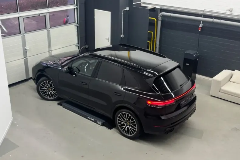 Porsche Cayenne din 2022 cu 55.600 km - oferta POR186415 - foto 8