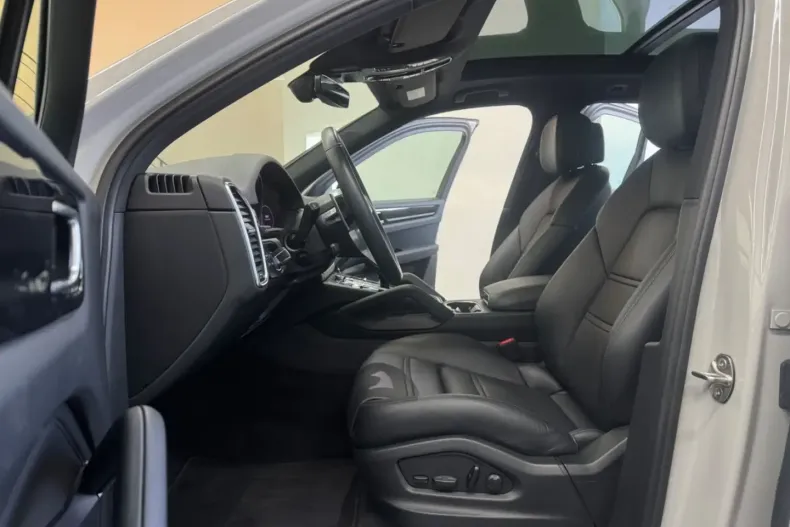 Porsche Cayenne din 2021 cu 56.000 km - oferta POR186417 - foto 11