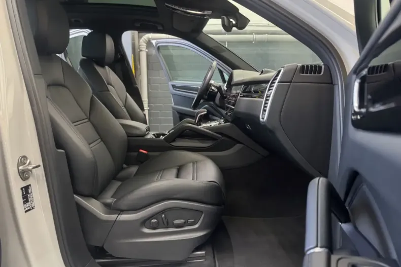 Porsche Cayenne din 2021 cu 56.000 km - oferta POR186417 - foto 18