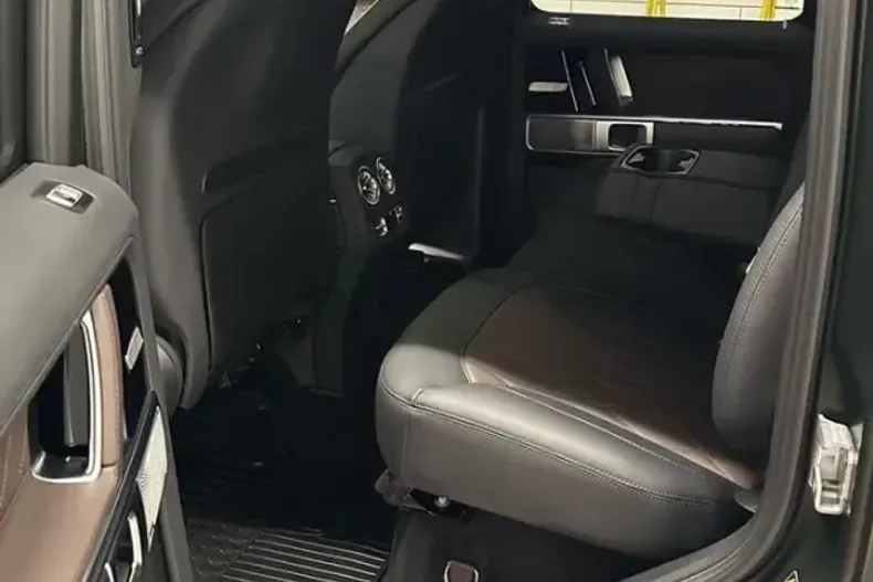 Mercedes-Benz G 450 (Clasa G) din 2025 cu 53.000 km - oferta MER186420 - foto 6