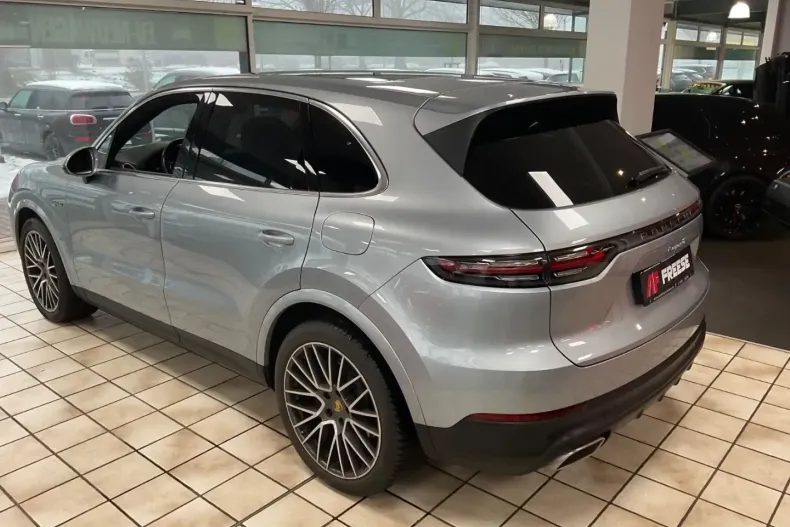Porsche Cayenne din 2021 cu 67.989 km - oferta POR186424 - foto 2