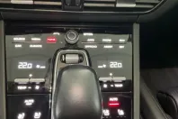 Porsche Cayenne din 2021 cu 67.989 km - oferta POR186424 - foto 24