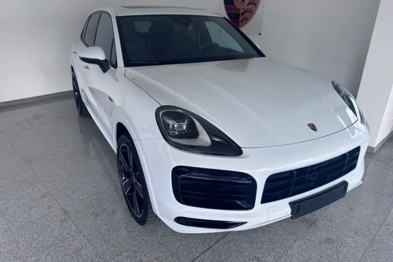 Porsche Cayenne din 2021 cu 75.280 km - oferta POR186425 - foto 3