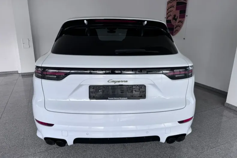 Porsche Cayenne din 2021 cu 75.280 km - oferta POR186425 - foto 6