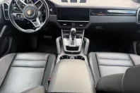Porsche Cayenne din 2021 cu 75.280 km - oferta POR186425 - foto 9