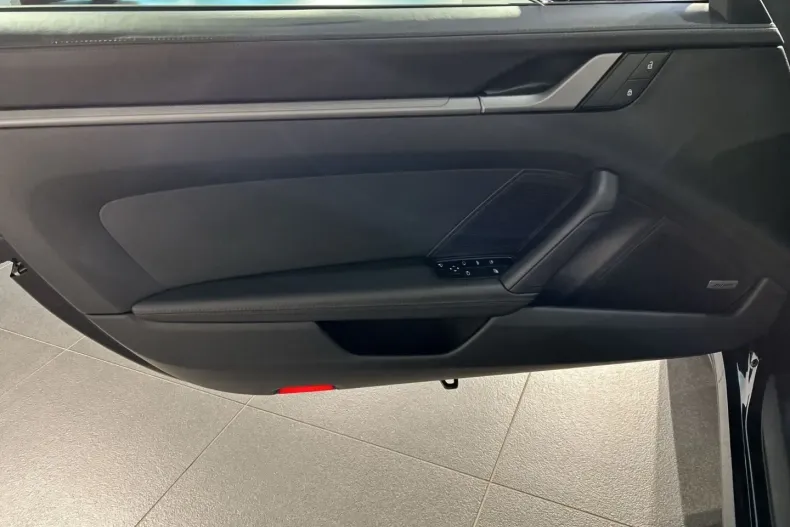 Porsche 992 din 2024 cu 18.300 km - oferta POR186426 - foto 15