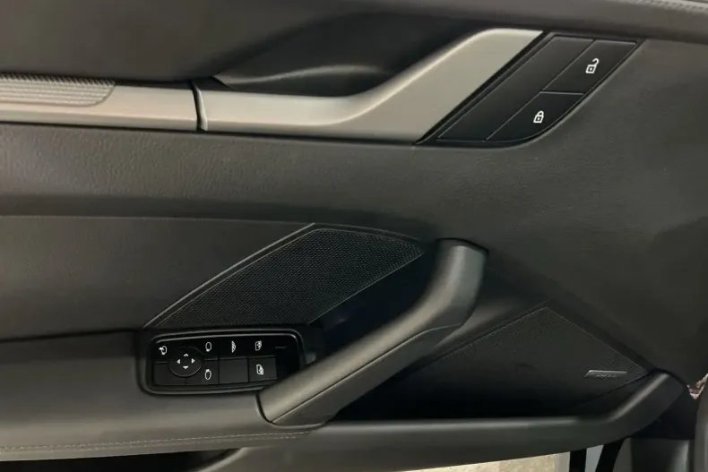 Porsche 992 din 2024 cu 18.300 km - oferta POR186426 - foto 22