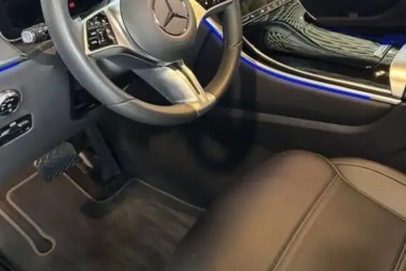 Mercedes-Benz GLC 200 (Clasa GLC) din 2023 cu 29.980 km - oferta MER186432 - foto 9