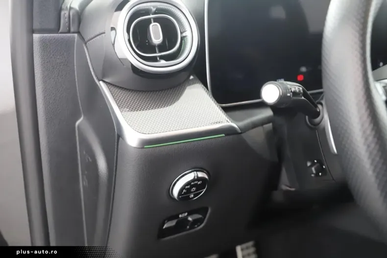 Mercedes-Benz GLC 200 (Clasa GLC) din 2023 cu 35.000 km - oferta MER186433 - foto 7