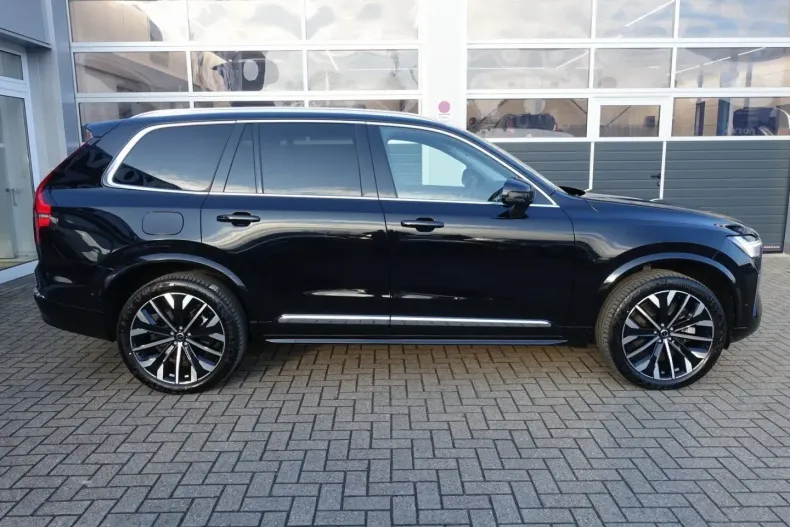 Volvo XC90 din 2025 cu 18.131 km - oferta VOL186439 - foto 8