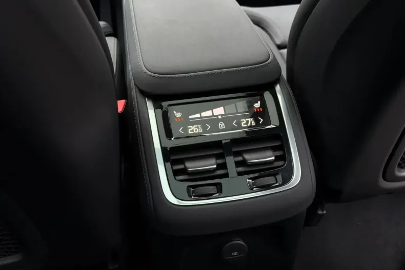 Volvo XC90 din 2025 cu 21.478 km - oferta VOL186441 - foto 19