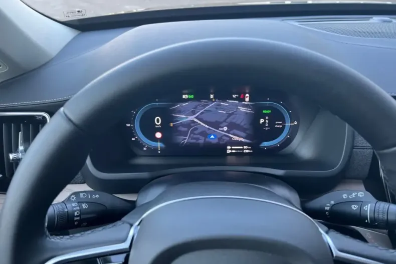 Volvo XC90 din 2025 cu 21.970 km - oferta VOL186442 - foto 10