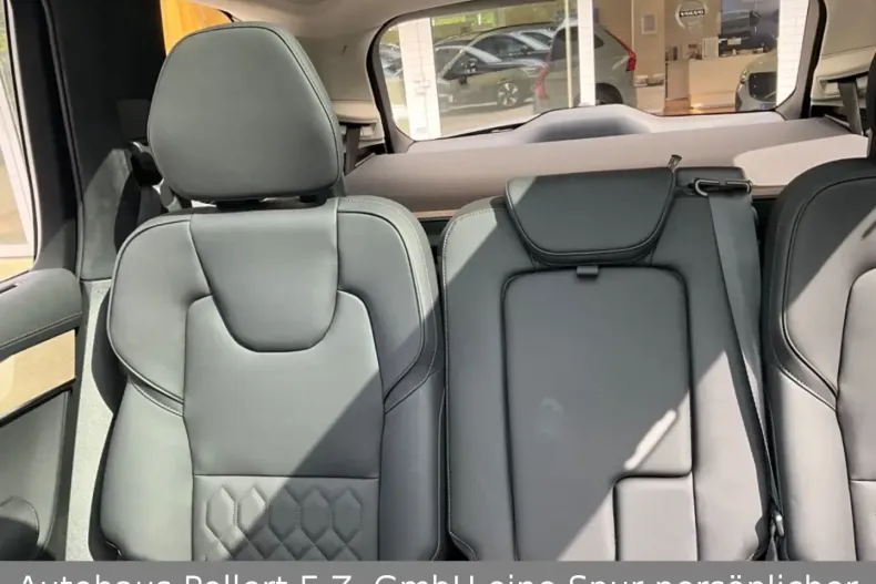 Volvo XC90 din 2024 cu 16.500 km - oferta VOL186443 - foto 17