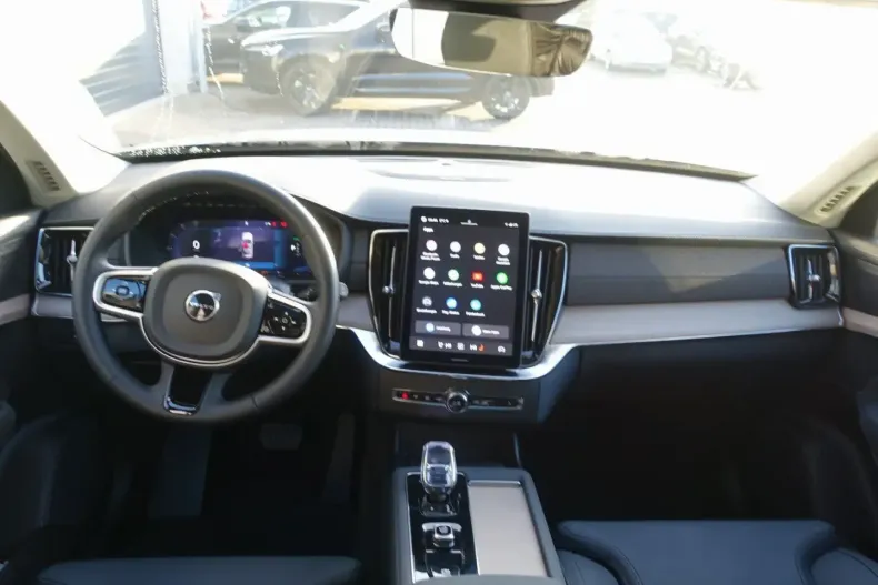 Volvo XC90 din 2025 cu 27.600 km - oferta VOL186455 - foto 13