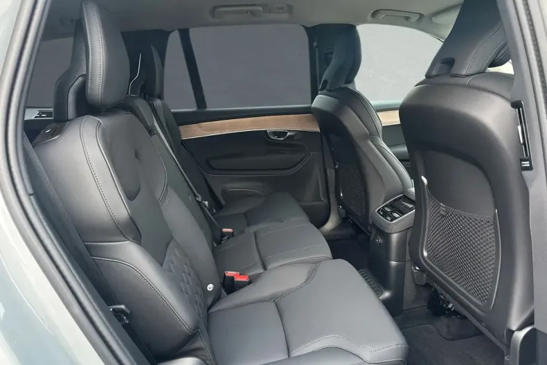 Volvo XC90 din 2025 cu 25.000 km - oferta VOL186456 - foto 6