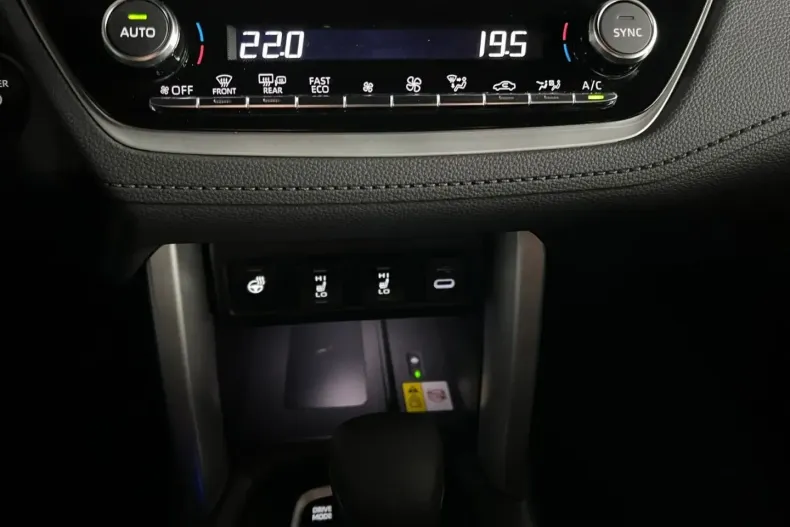 Toyota Corolla Cross din 2024 cu 9.079 km - oferta TOY186459 - foto 21