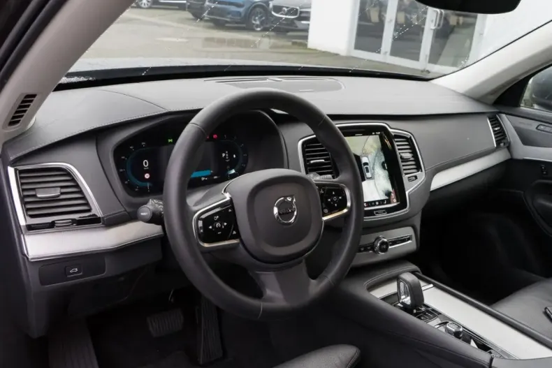 Volvo XC90 din 2023 cu 47.099 km - oferta VOL186462 - foto 10
