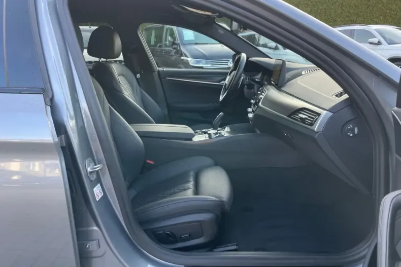 BMW 530 (Seria 5) din 2023 cu 90.519 km - oferta BMW186463 - foto 14