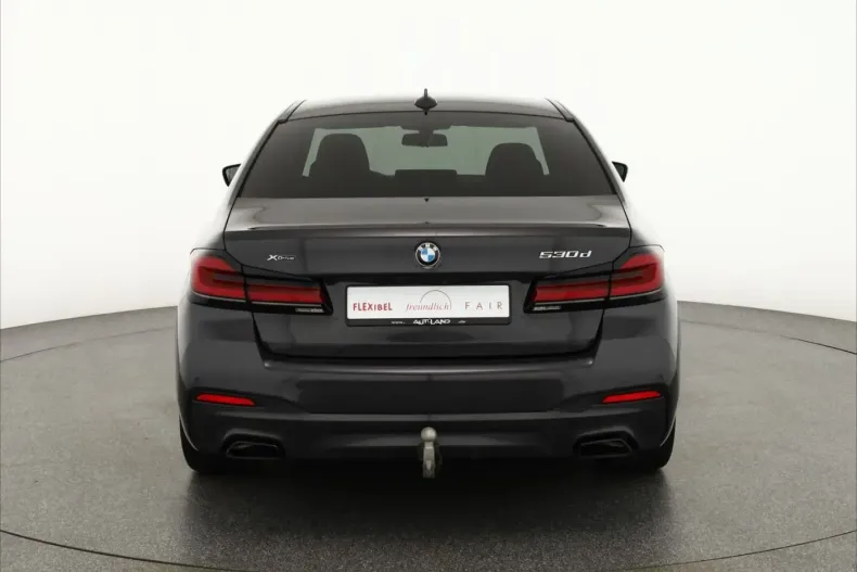 BMW 530 (Seria 5) din 2023 cu 99.253 km - oferta BMW186466 - foto 4