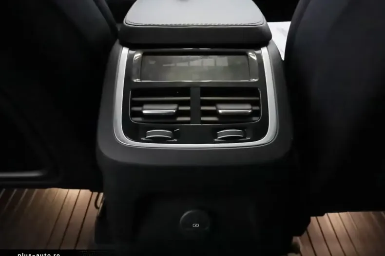Volvo XC90 din 2023 cu 65.000 km - oferta VOL186467 - foto 18