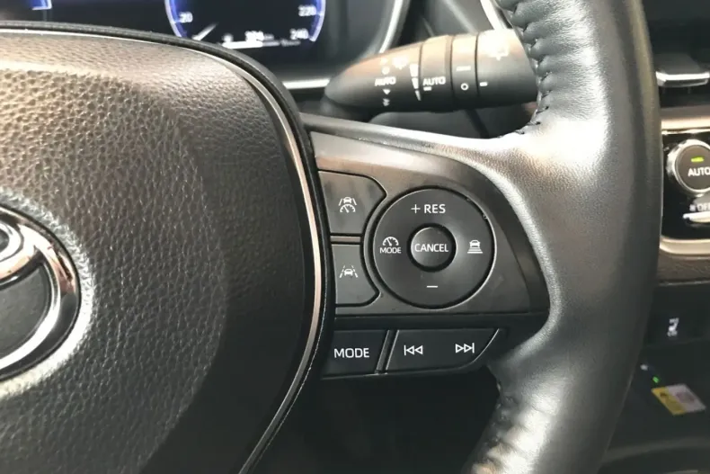 Toyota Corolla Cross din 2024 cu 31.390 km - oferta TOY186470 - foto 22