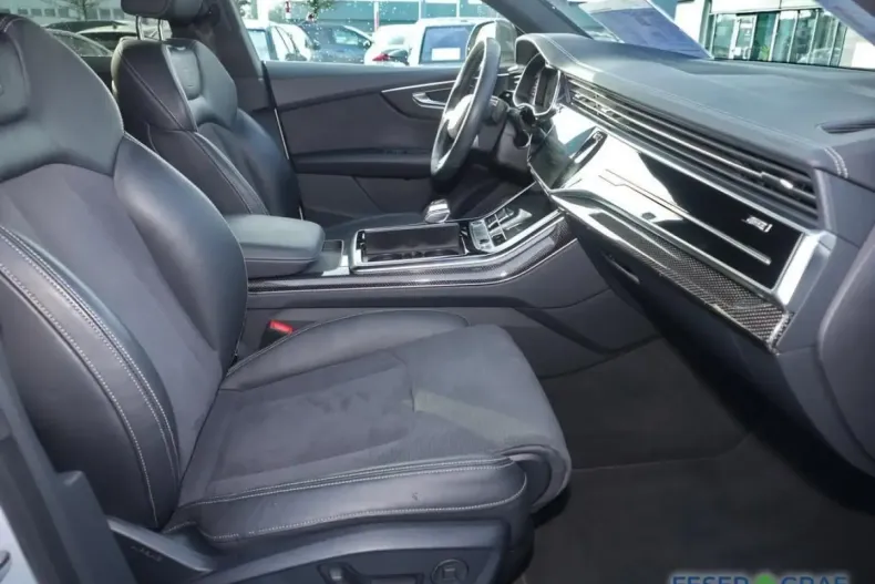 Audi Q8 din 2023 cu 76.350 km - oferta AUD186472 - foto 5