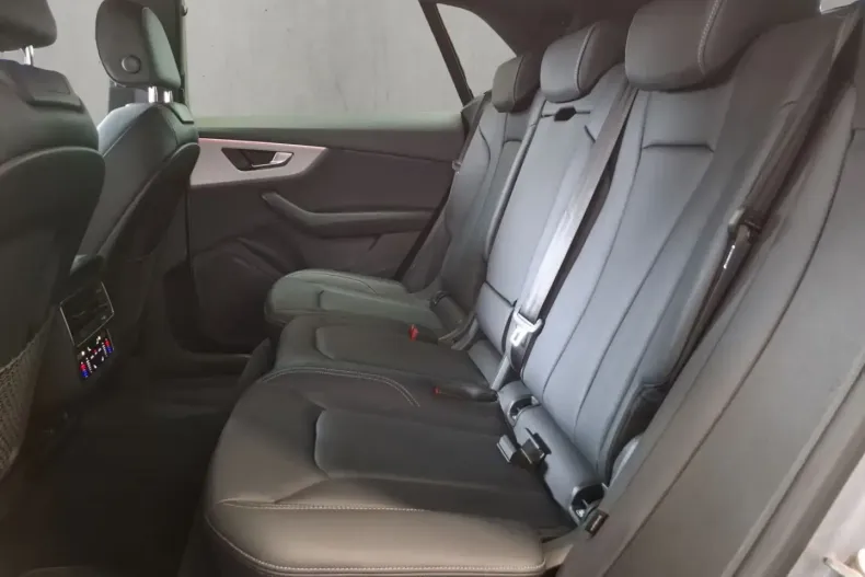 Audi Q8 din 2025 cu 28.430 km - oferta AUD186473 - foto 13