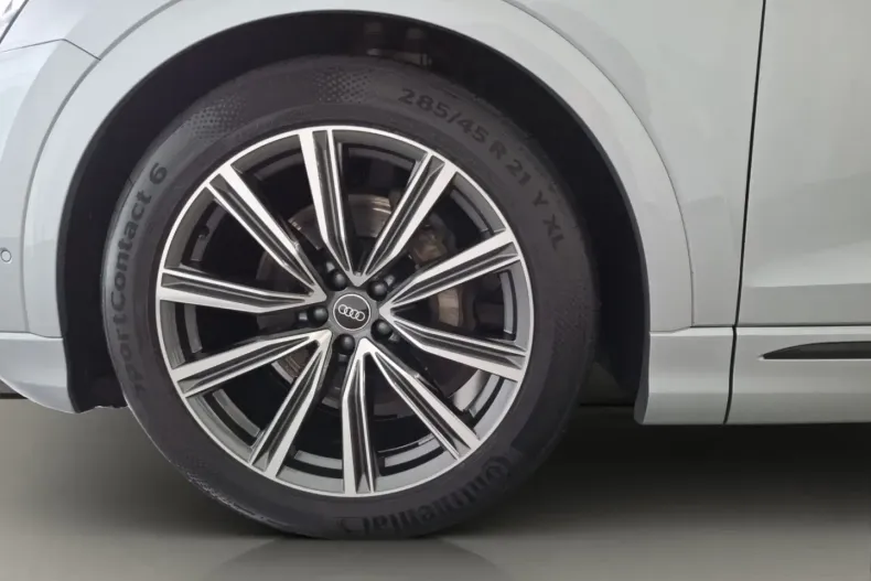 Audi Q8 din 2025 cu 28.430 km - oferta AUD186473 - foto 19