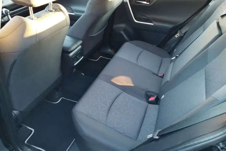 Toyota RAV4 din 2022 cu 61.060 km - oferta TOY186474 - foto 17