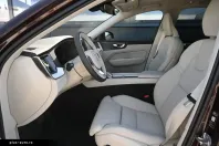 Volvo XC60 din 2025 cu 1.500 km - oferta VOL186475 - foto 10