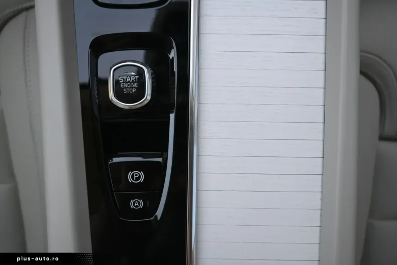 Volvo XC60 din 2025 cu 1.500 km - oferta VOL186475 - foto 21