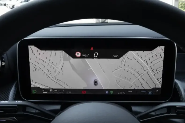 Mercedes-Benz GLC 200 (Clasa GLC) din 2025 cu 23.500 km - oferta MER186481 - foto 19