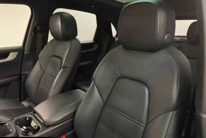 Porsche Cayenne din 2024 cu 18.271 km - oferta POR186482 - foto 11