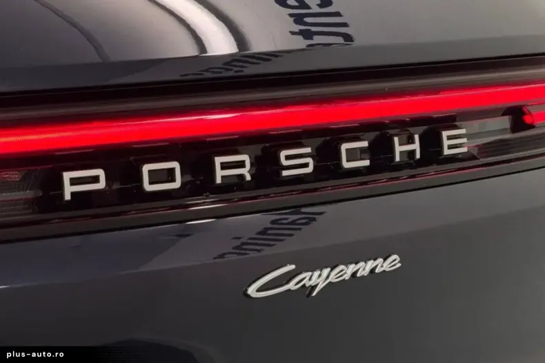 Porsche Cayenne din 2024 cu 18.271 km - oferta POR186482 - foto 13