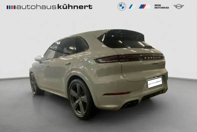 Porsche Cayenne din 2023 cu 53.240 km - oferta POR186485 - foto 4