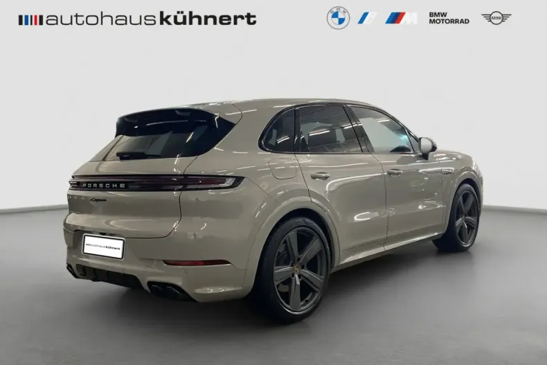Porsche Cayenne din 2023 cu 53.240 km - oferta POR186485 - foto 6