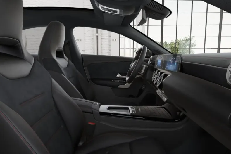 Mercedes-Benz CLA 200 (Clasa CLA) din 2024 cu 10.251 km - oferta MER186489 - foto 7