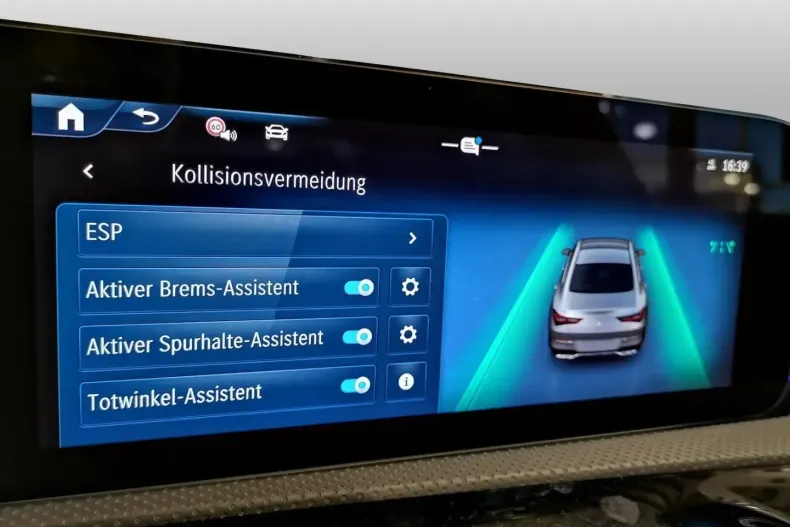 Mercedes-Benz CLA 200 (Clasa CLA) din 2024 cu 25.052 km - oferta MER186490 - foto 20