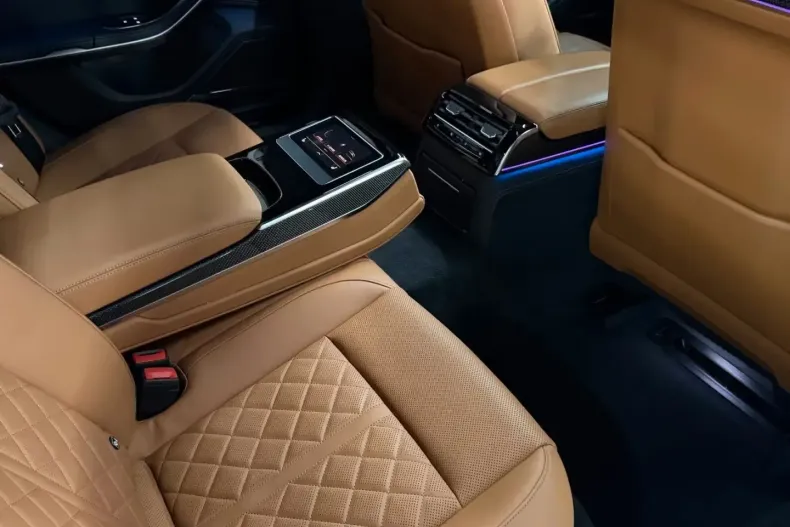 Audi A8 din 2023 cu 38.410 km - oferta AUD186492 - foto 17